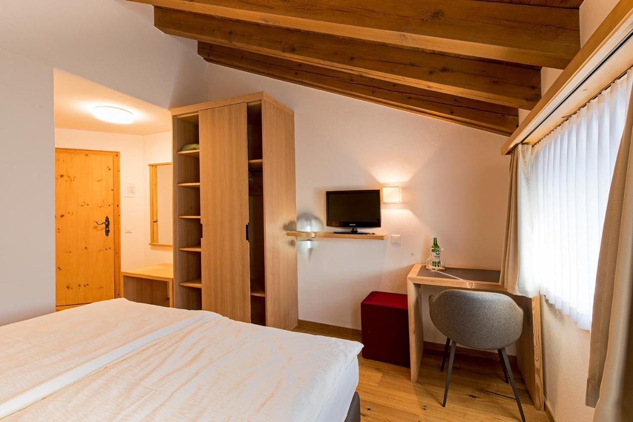 Hotel Saluver Celerina/Schlarigna Bagian luar foto